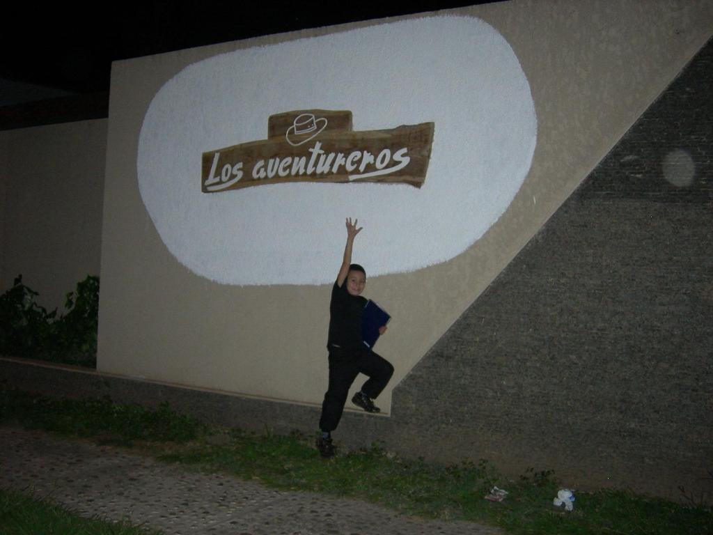 Hostal Los Aventureros Santa Cruz de La Sierra Luaran gambar