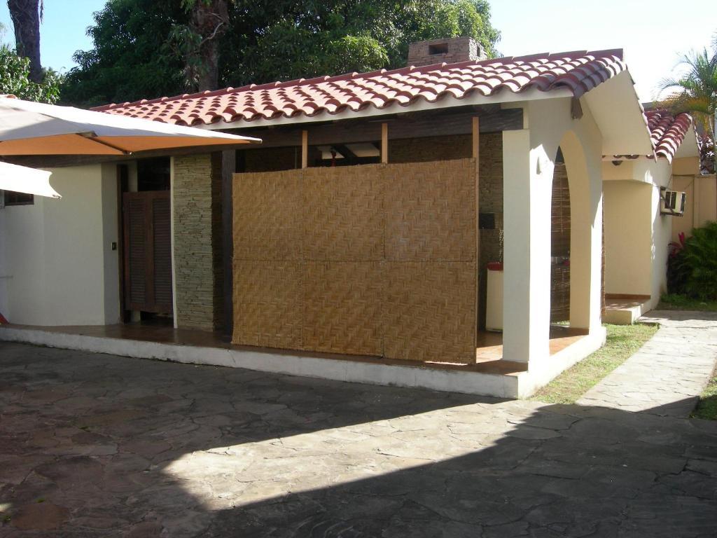 Hostal Los Aventureros Santa Cruz de La Sierra Luaran gambar