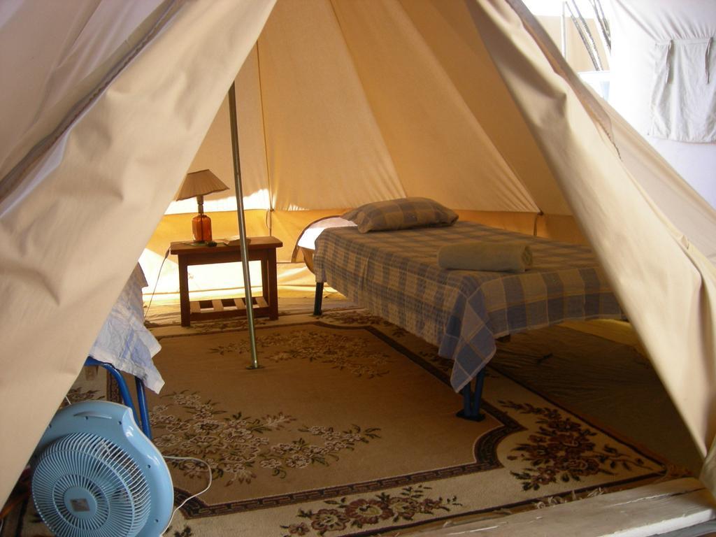 Hostal Los Aventureros Santa Cruz de La Sierra Bilik gambar