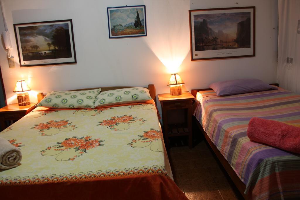 Hostal Los Aventureros Santa Cruz de La Sierra Luaran gambar