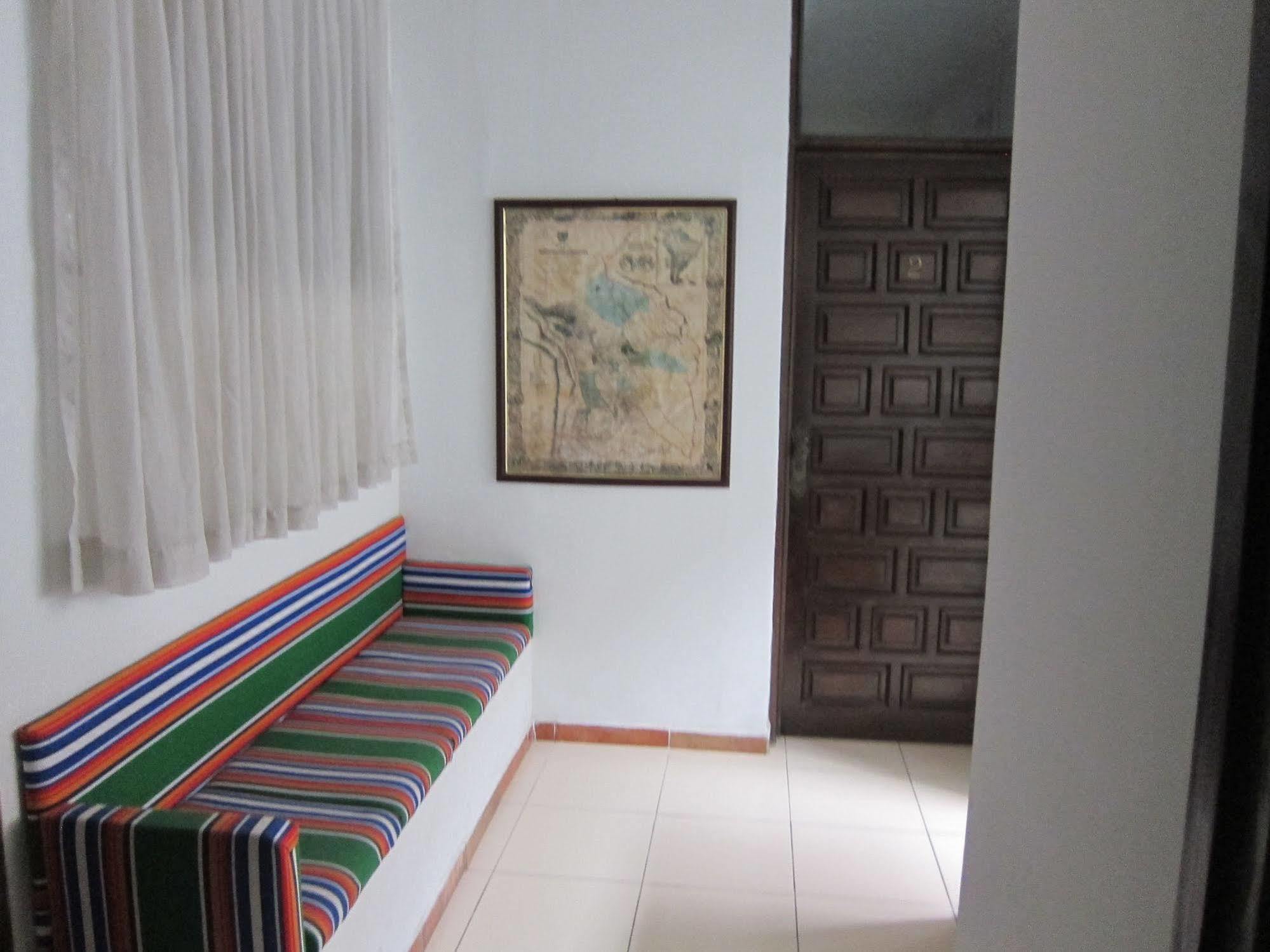 Hostal Los Aventureros Santa Cruz de La Sierra Luaran gambar