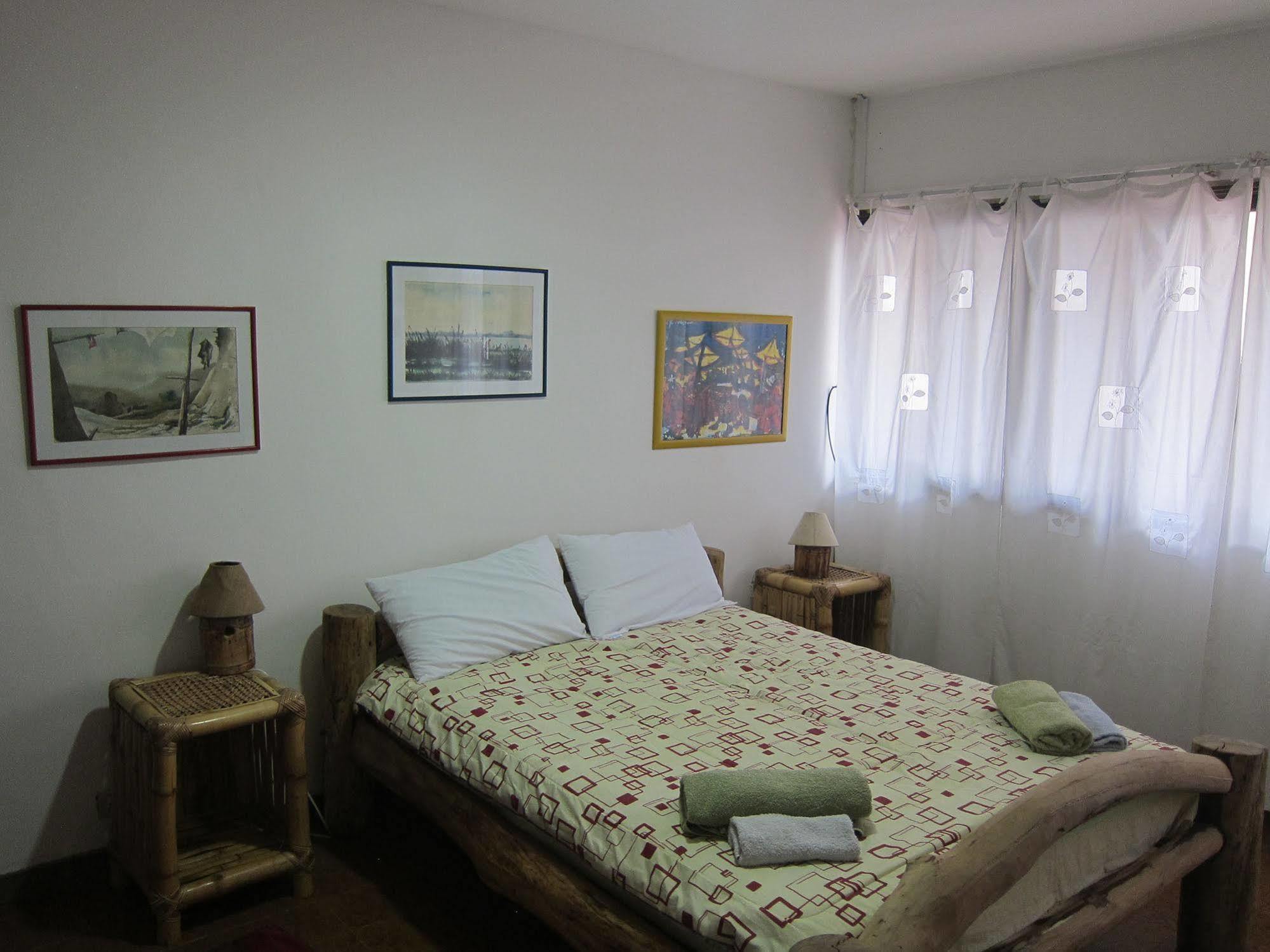 Hostal Los Aventureros Santa Cruz de La Sierra Luaran gambar